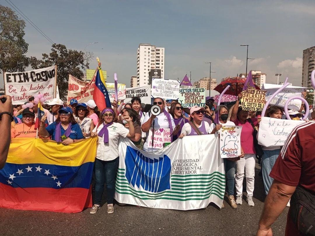 Mujeres aragüeñas exigen un salario digno para enfrentar la crisis del país