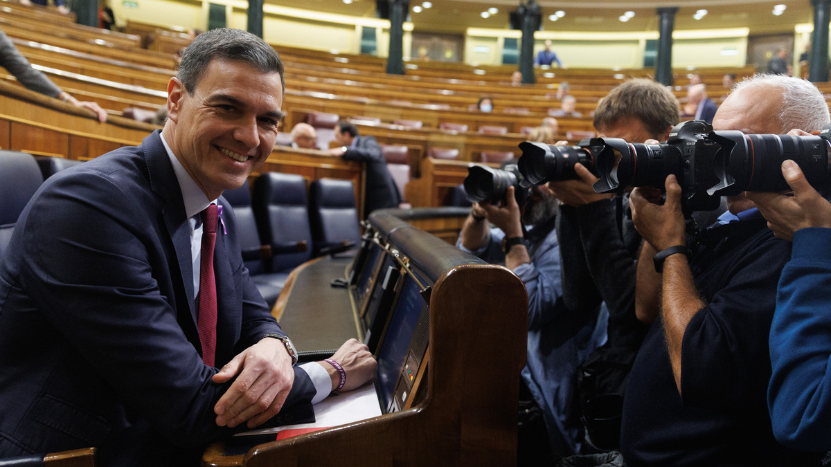 Vozpópuli: Pedro Sánchez sopesa dar la patada a Podemos y adelantar las elecciones generales tras el #28May