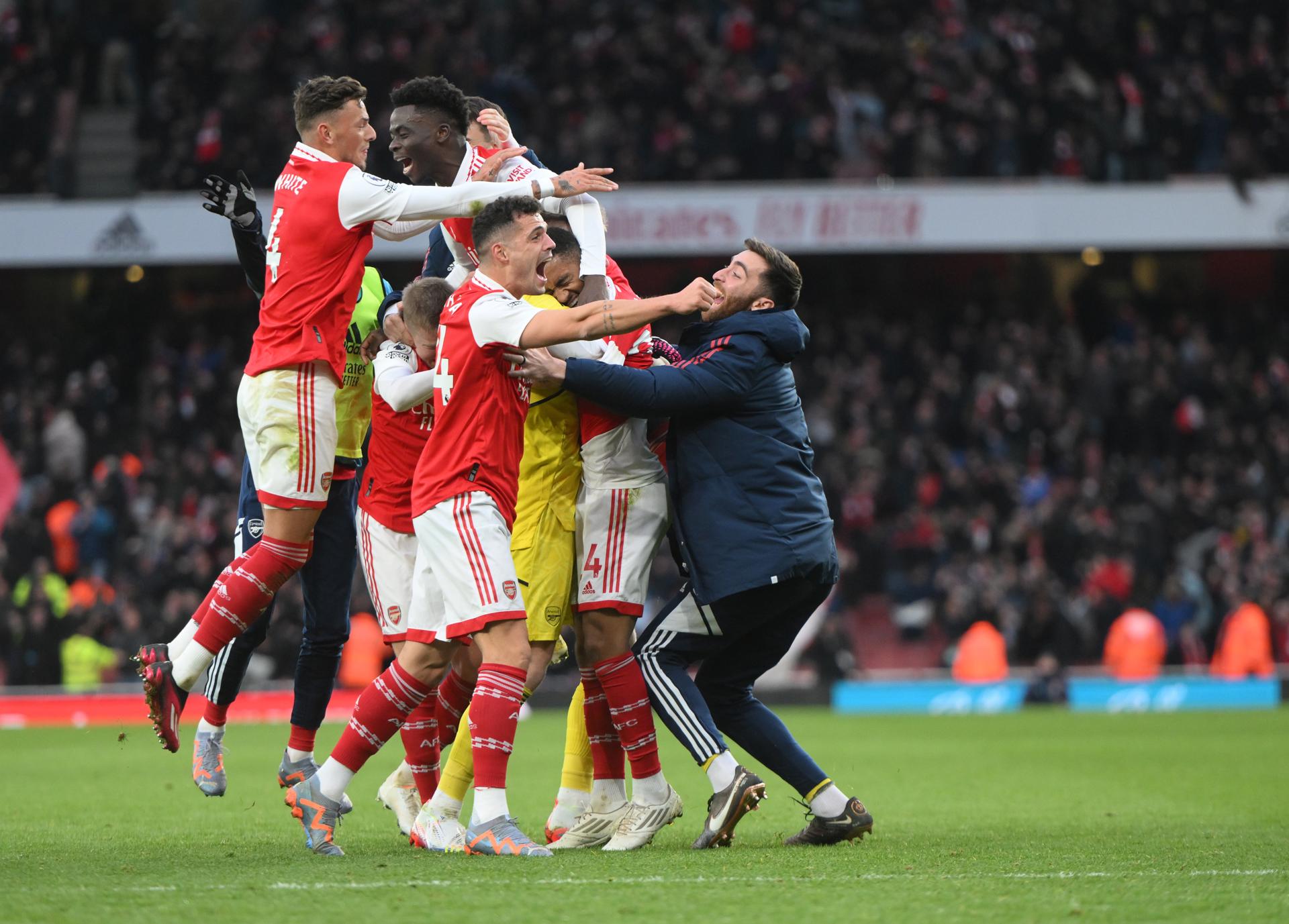 Remontada épica del Arsenal ante el Bournemout para consolidarse como único líder de la Premier League