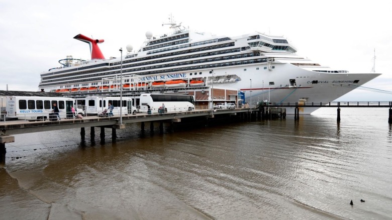 Mujer estadounidense murió de manera sospechosa en un crucero de Carnival y el FBI investiga el misterio