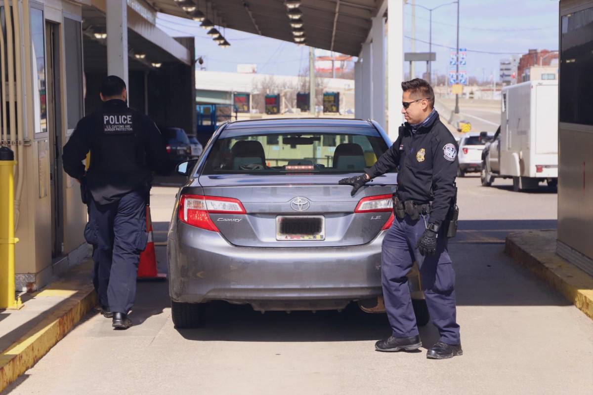 Cómo EEUU evitó el tráfico de un bebé en la frontera de California con México