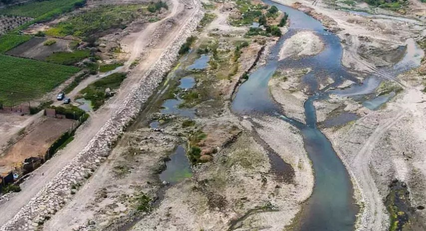 Fallece policía tras ser arrastrada por una quebrada en el norte de Perú