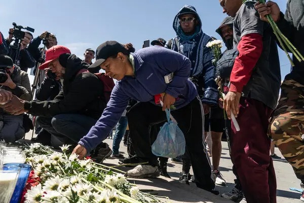 Incendio en centro de migrantes: Las políticas fronterizas de EEUU han creado un volátil atasco en México