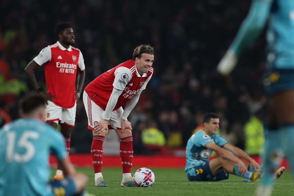 El Arsenal rescató un punto en épico partido frente al Southampton por Premier League