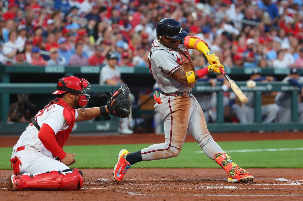 Ronald Acuña Jr. pegó su segundo TABLAZO de la temporada ante los Cardenales (Video)