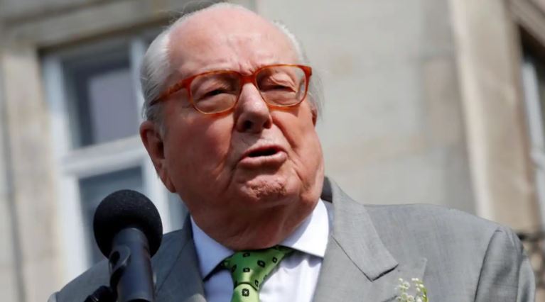 Hospitalizado histórico líder de extrema derecha francesa Jean-Marie Le Pen