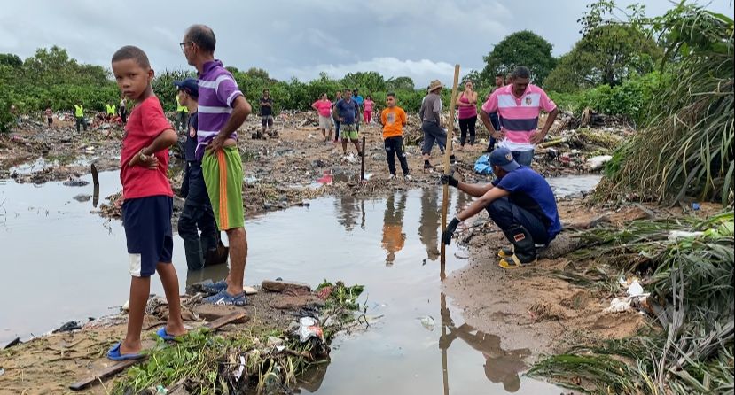 “No me dejen sola”, el ruego de madre del adolescente desaparecido en San Félix tras fuertes lluvias