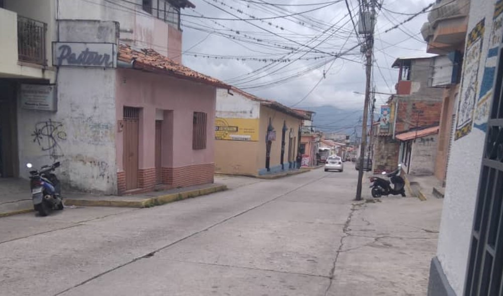 Merideños pagan la penitencia en Semana Santa: se quedaron sin agua potable