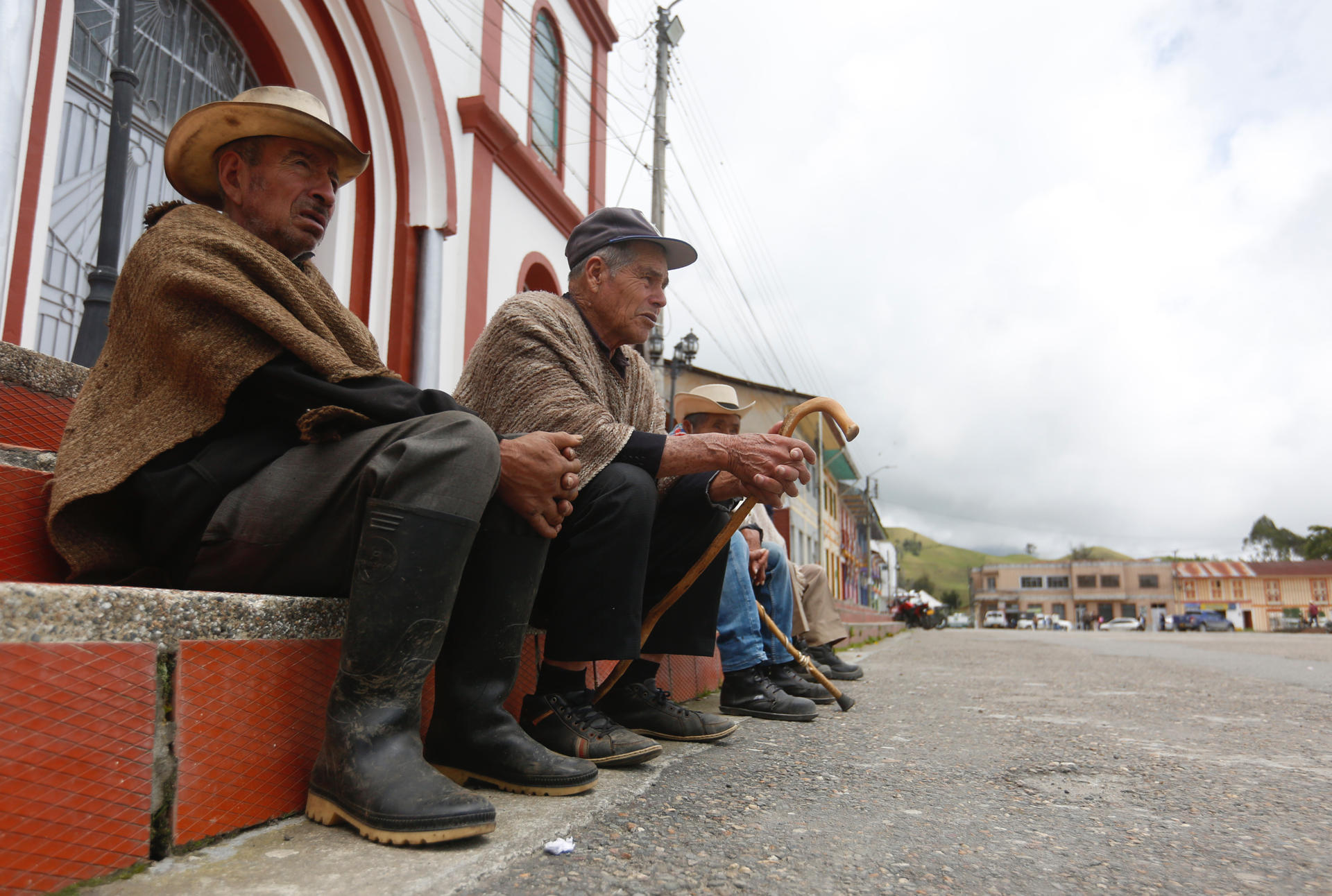 Murillo, el pueblo más cercano al volcán Nevado del Ruiz, vive con normalidad