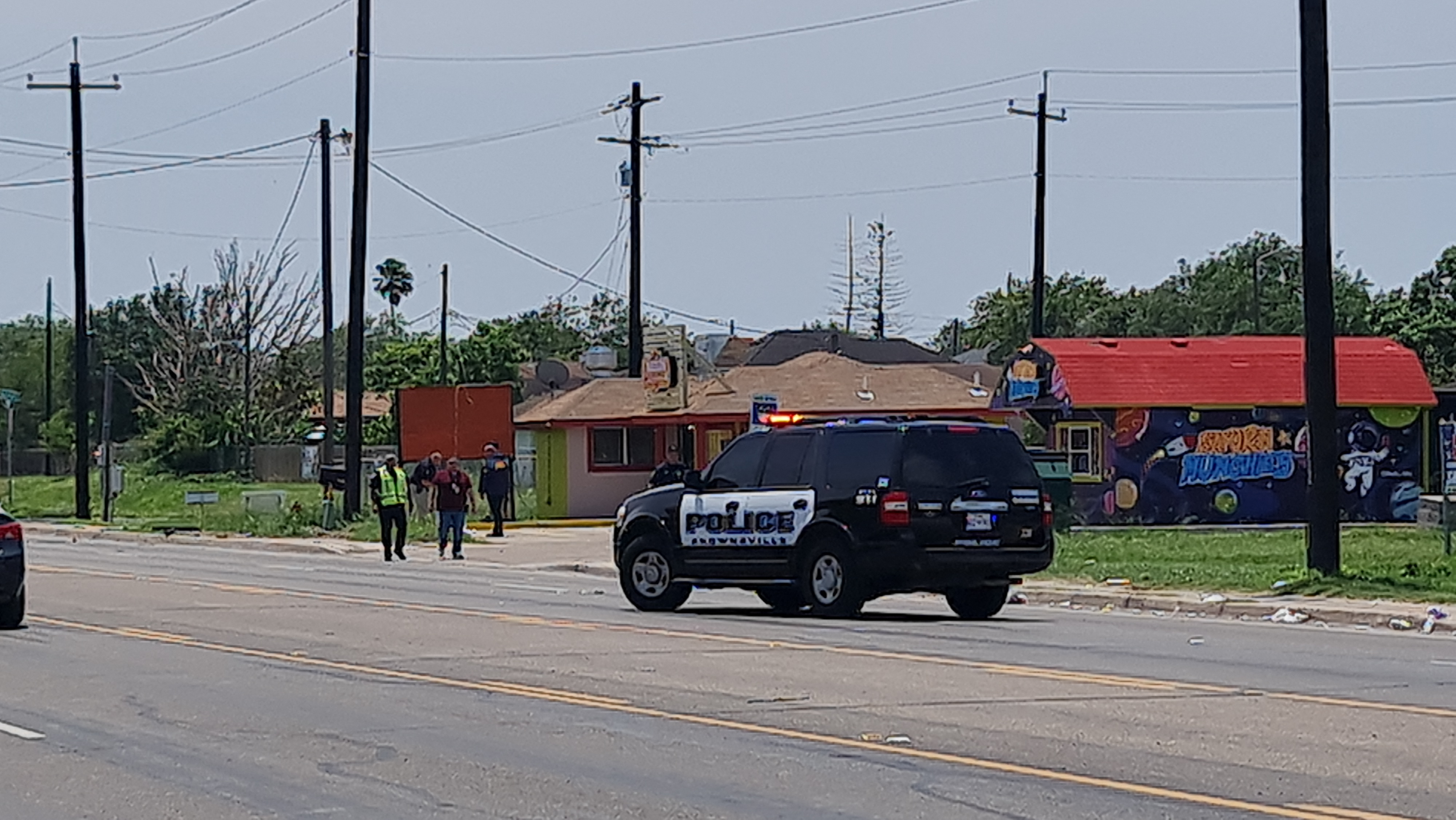 ¡Conmovedor! El gesto de una residente de Brownsville al no hallar banderas venezolanas en tiendas (FOTOS)