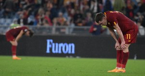 Tras su éxito en Europa, la Roma volvió a la realidad en Serie A