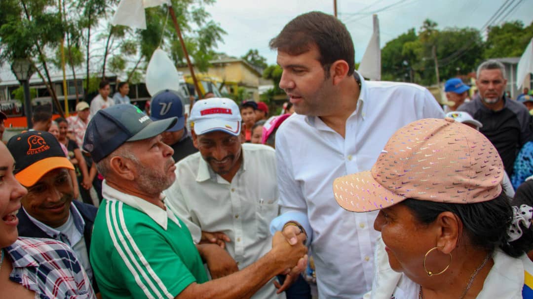 Carlos Prosperi en Barinas: La confianza en Venezuela regresará cuando se produzca un cambio de presidente