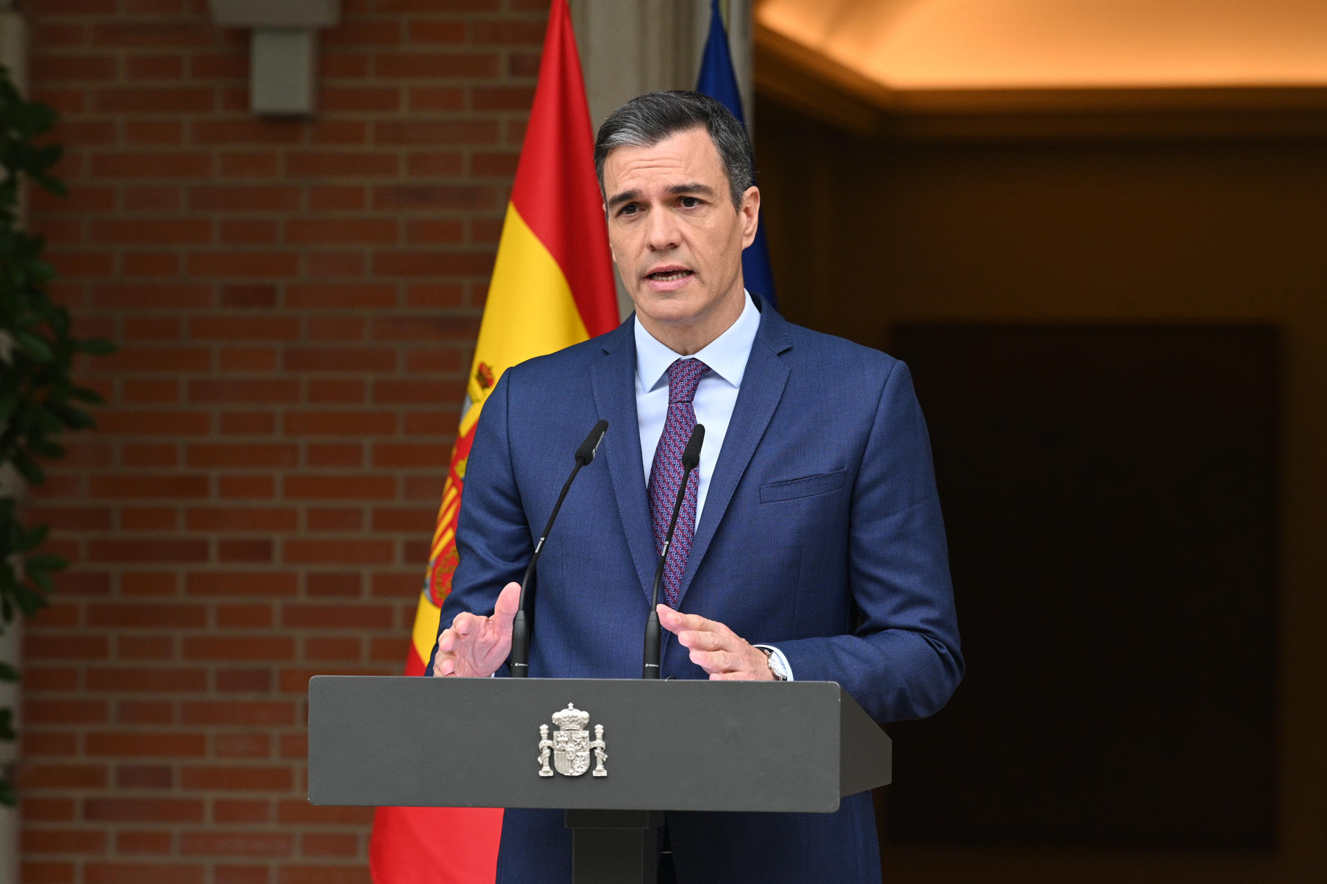 Pedro Sánchez obtiene el respaldo del 87% de la militancia del Psoe para sus pactos de investidura