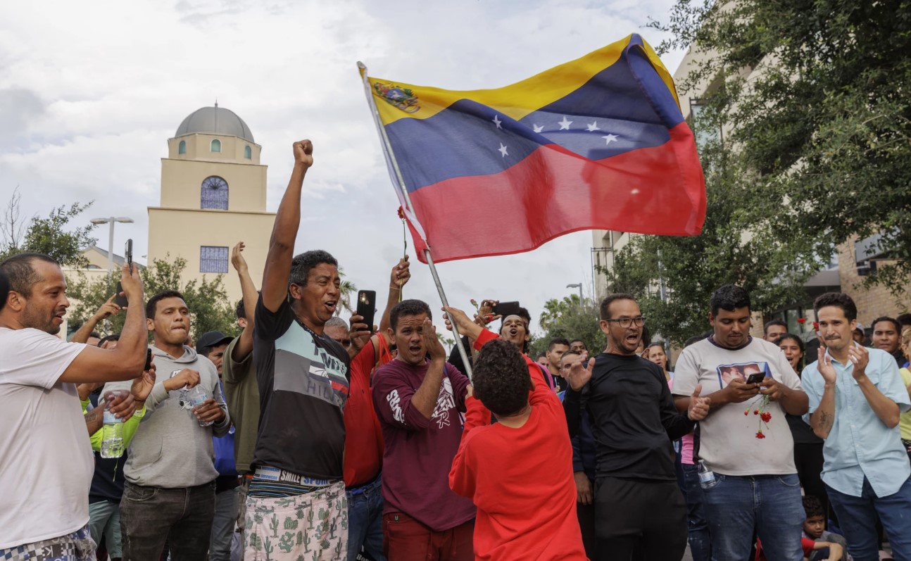 Así funciona la nueva lotería del programa de reunificación familiar de migrantes de Venezuela, Cuba, Haití y Nicaragua