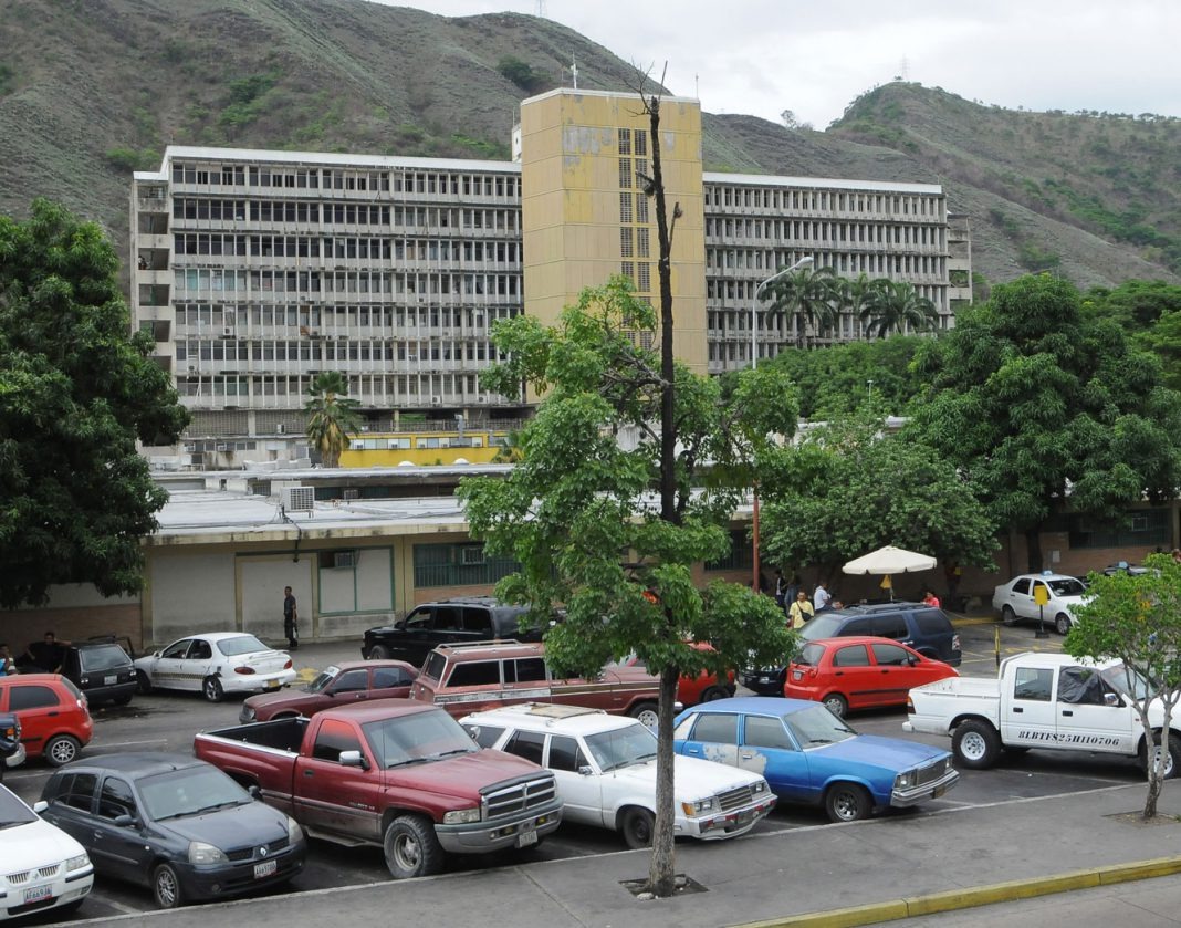 En el Hospital Central de Maracay obligan a las mujeres a parir sin importar los riesgos