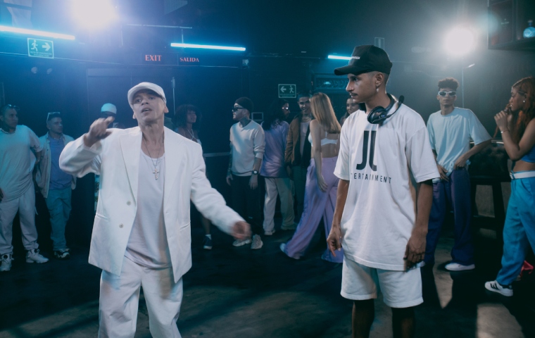 ¡Uno más! Justin Braham repitió como director de un videoclip de Vico C