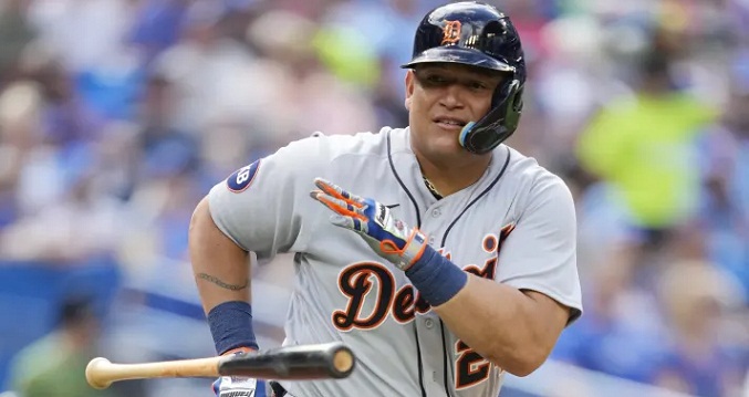 Miguel Cabrera sigue sumando récords: igualó en dobles a Hank Aaron