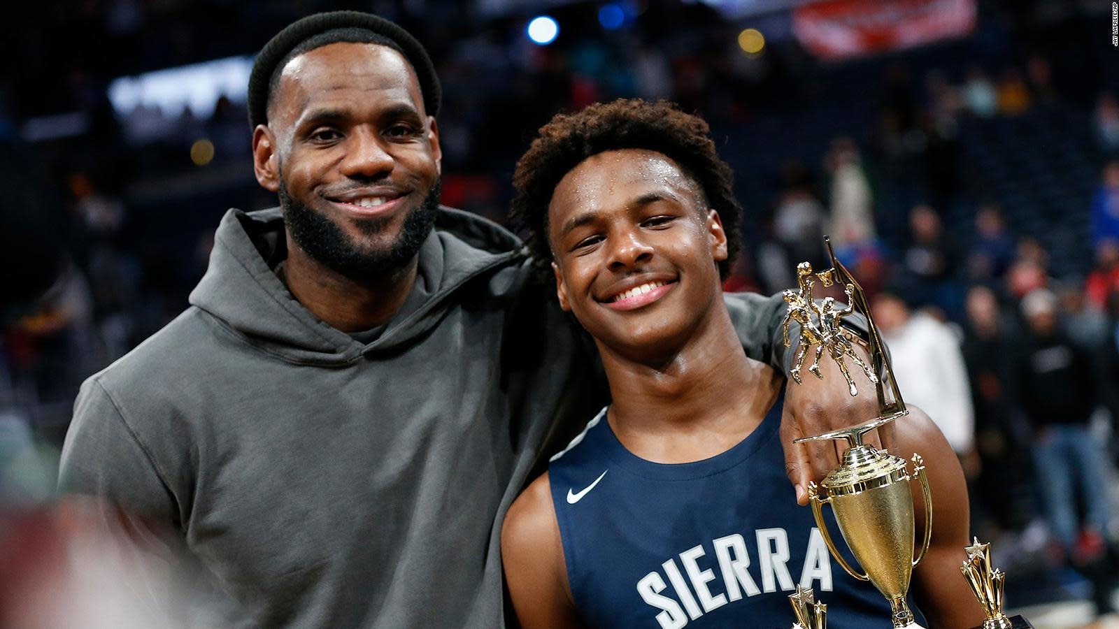 Revelan el estado del hijo de Lebron James tras sufrir paro cardíaco mientras entrenaba