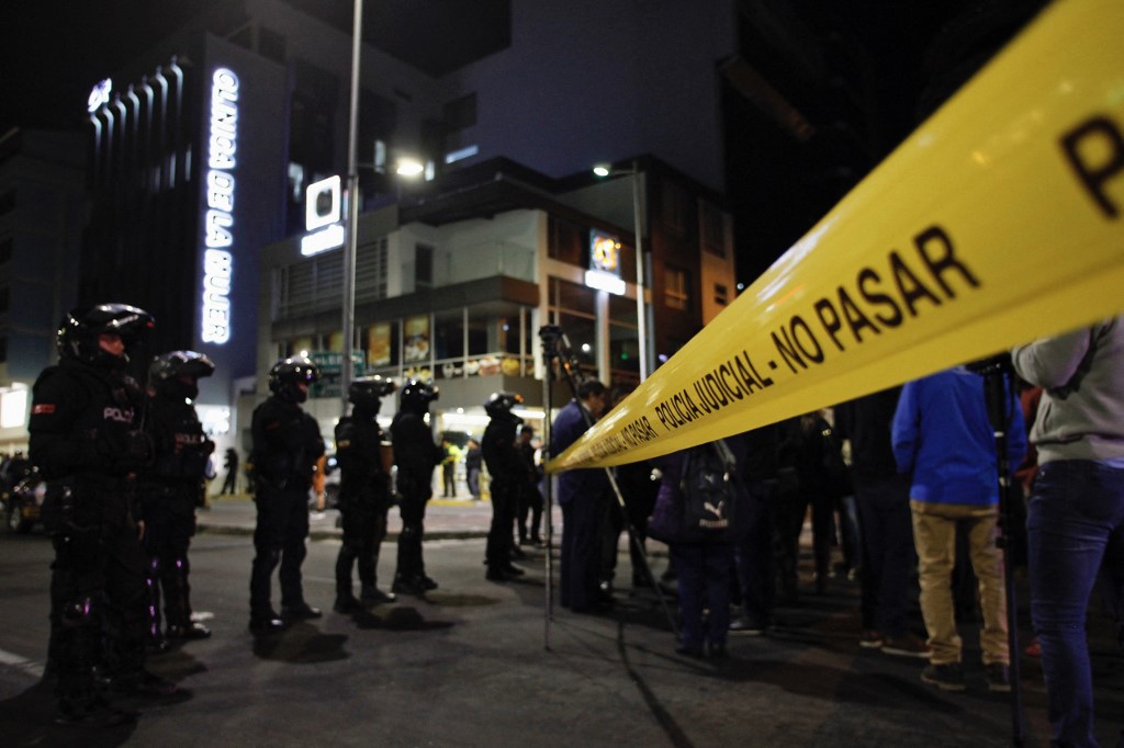 Nuevo VIDEO evidenció cómo fue abatido y linchado uno de los autores del atentado en Quito