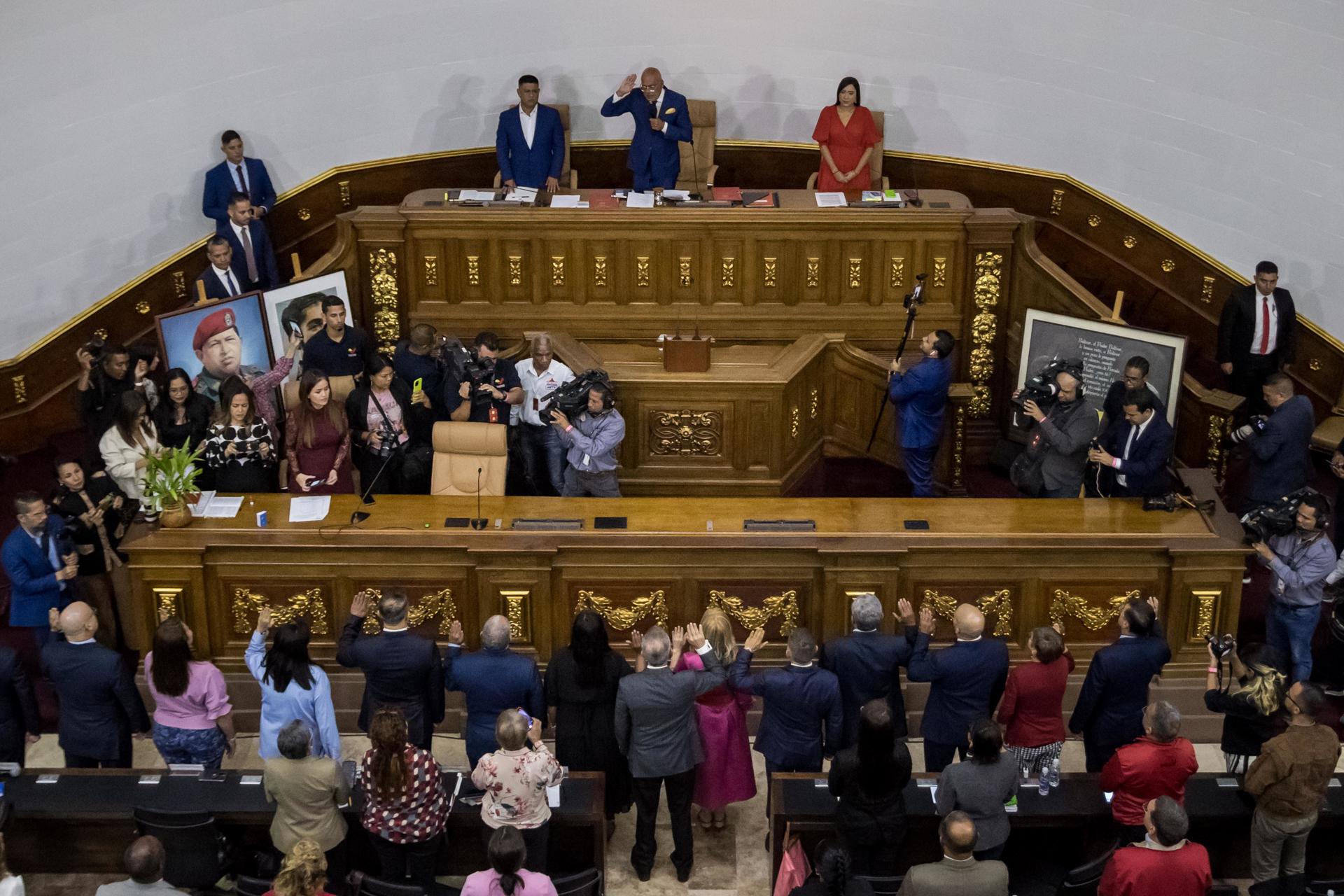 Asamblea chavista inicia la consulta pública del proyecto de Ley que Regulará las ONG