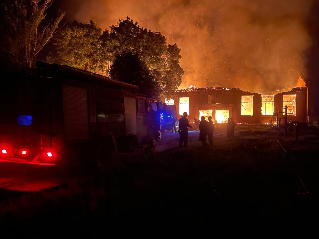 Letal bombardeo ruso dejó estela de muerte en un centro de transfusión de sangre en Járkov