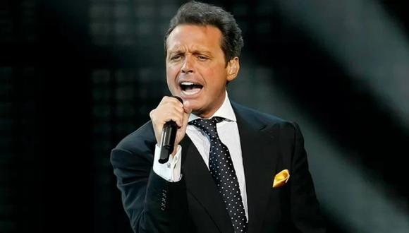 Critican a Luis Miguel por besar a una niña en pleno concierto (Video)