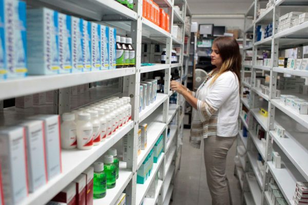 Toma nota: Lo que debes saber para comprar un buen medicamento en Venezuela sin poner en riesgo la salud