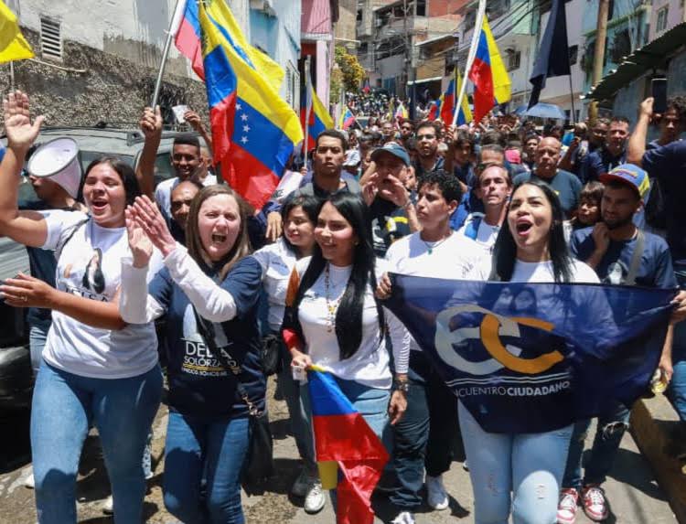 Delsa Solórzano desde Petare: “Reitero mi compromiso de defender el derecho de todos a participar en la Primaria”