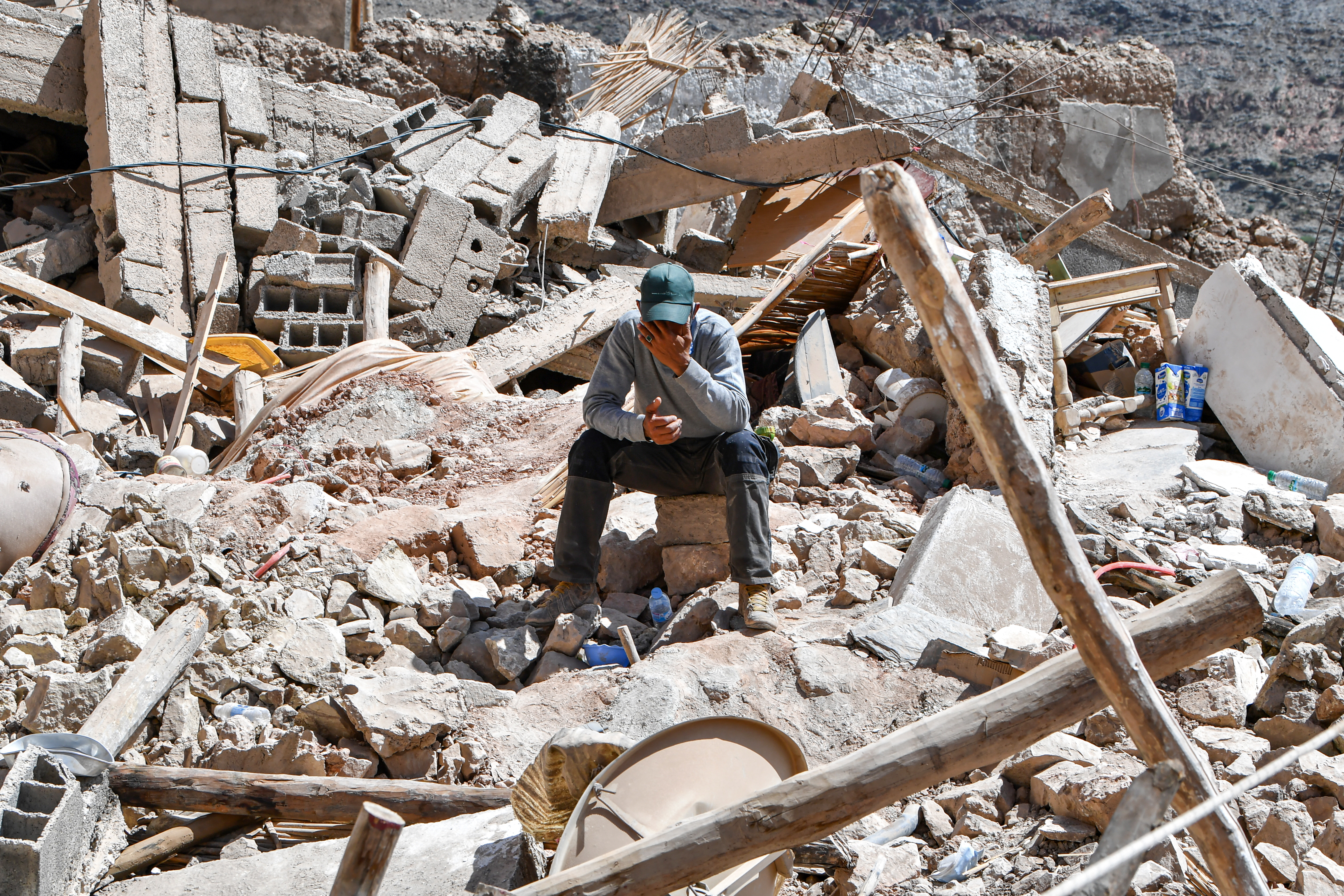 Tras perder sus piernas en terremoto de Marruecos, Said inicia una nueva vida con discapacidad