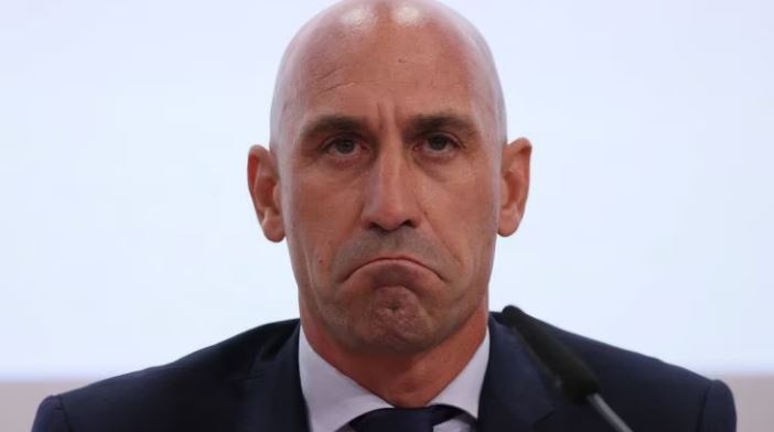 Luis Rubiales eludiría la prisión en España al estar en República Dominicana desde febrero