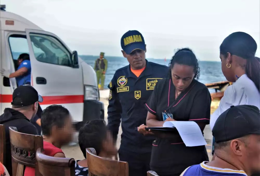 Rescatan a 19 migrantes venezolanos que se movilizaban de manera irregular en aguas de San Andrés