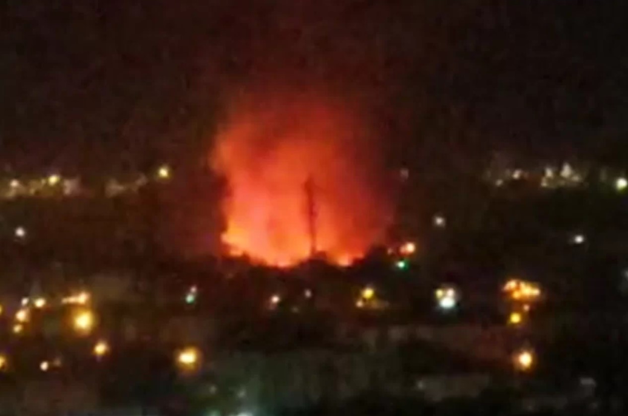 Gran incendio en Sao Paulo destruyó 100 viviendas en el litoral (Imágenes)