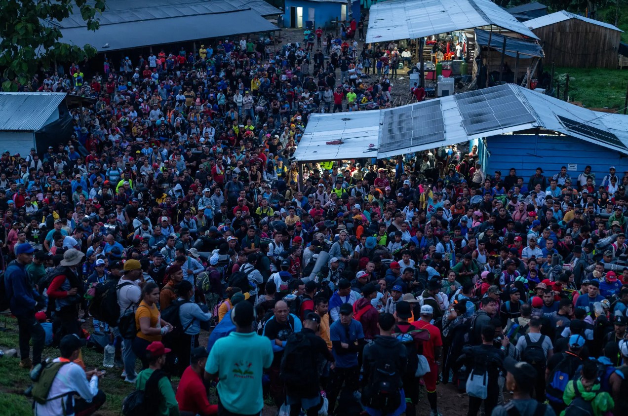 Impresionantes IMÁGENES del campamento Las Tecas, donde migrantes inician su viaje hacia el Darién