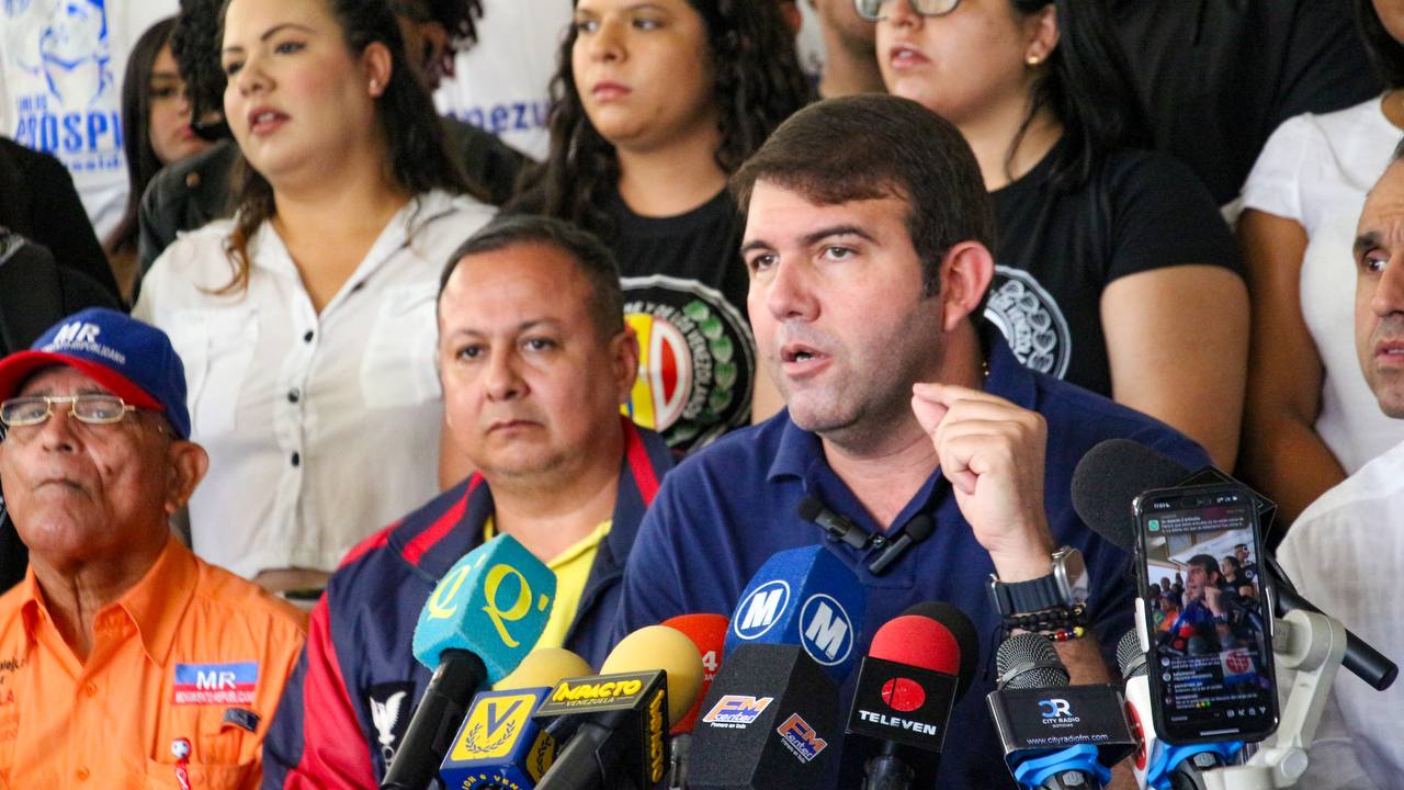 Pese a su arremetida contra el presidente de la Comisión de Primaria, Prosperi invita a votar “masivamente”