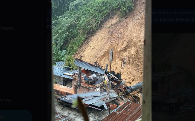 Deslizamiento de tierra, tras fuertes lluvias, afectó vivienda en la parroquia San José (FOTOS)