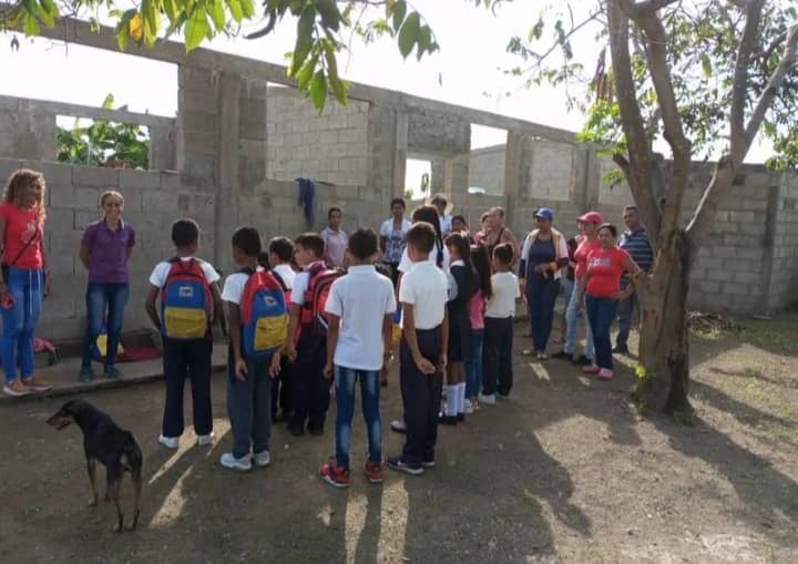 En la Escuela 5 de Marzo de Barinas iniciaron las clases bajo una pepa e’ sol