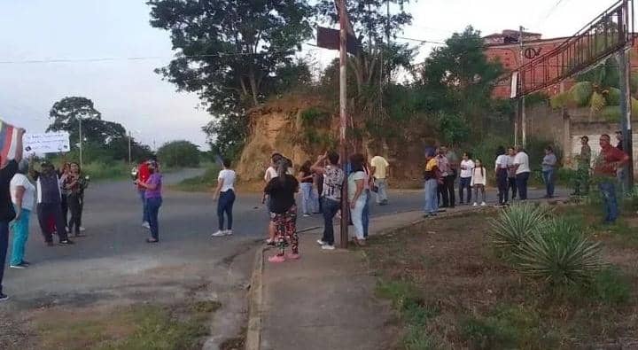 “Corpomaldad” tiene a vecinos de El Palmar en Guárico con más de tres cortes de luz al día