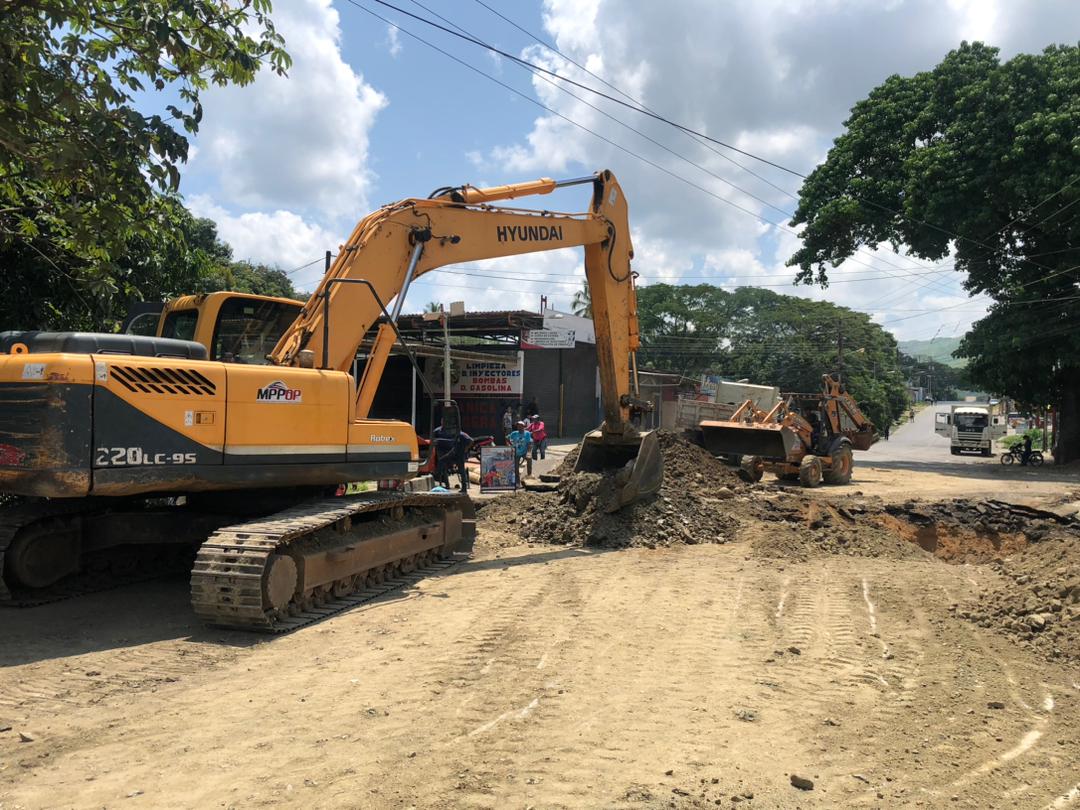 Continúa cerrada la Troncal 2 en Guárico por nueva falla en tubería de agua