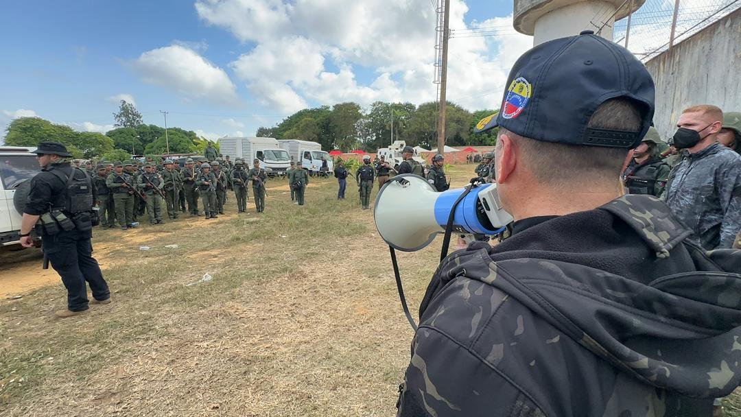 Reos de Vista Hermosa habían enterrado sus armas en el patio del penal (FOTO)