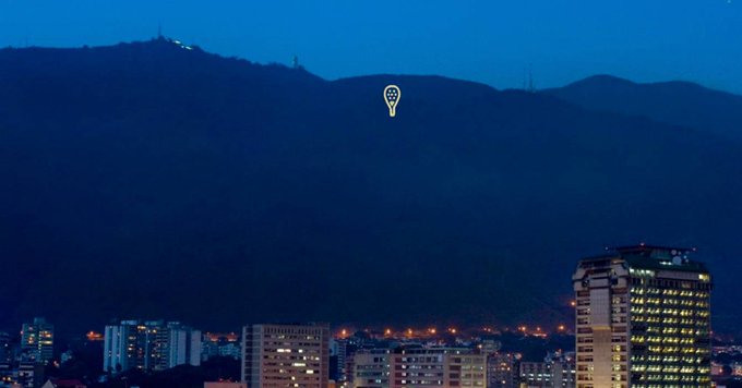 Chigüire Bipolar: Gobierno da inicio a la navidad con el encendido de la pala de pádel del Ávila