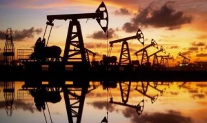 Arabia Saudí prorroga su reducción voluntaria de un millón de barriles diarios de petróleo