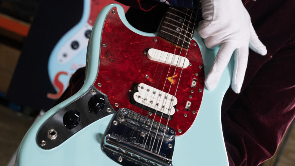 La guitarra de la última gira de Kurt Cobain se subasta por un monto increíble