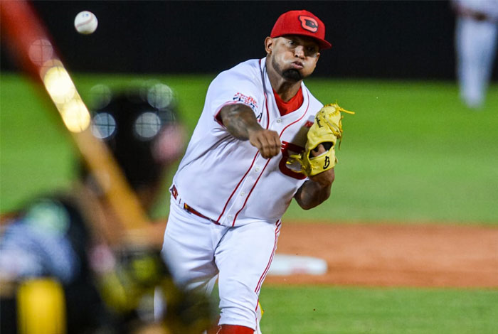 Cardenales le echó un parao’ a la ofensiva de Leones y le propinó una dura paliza