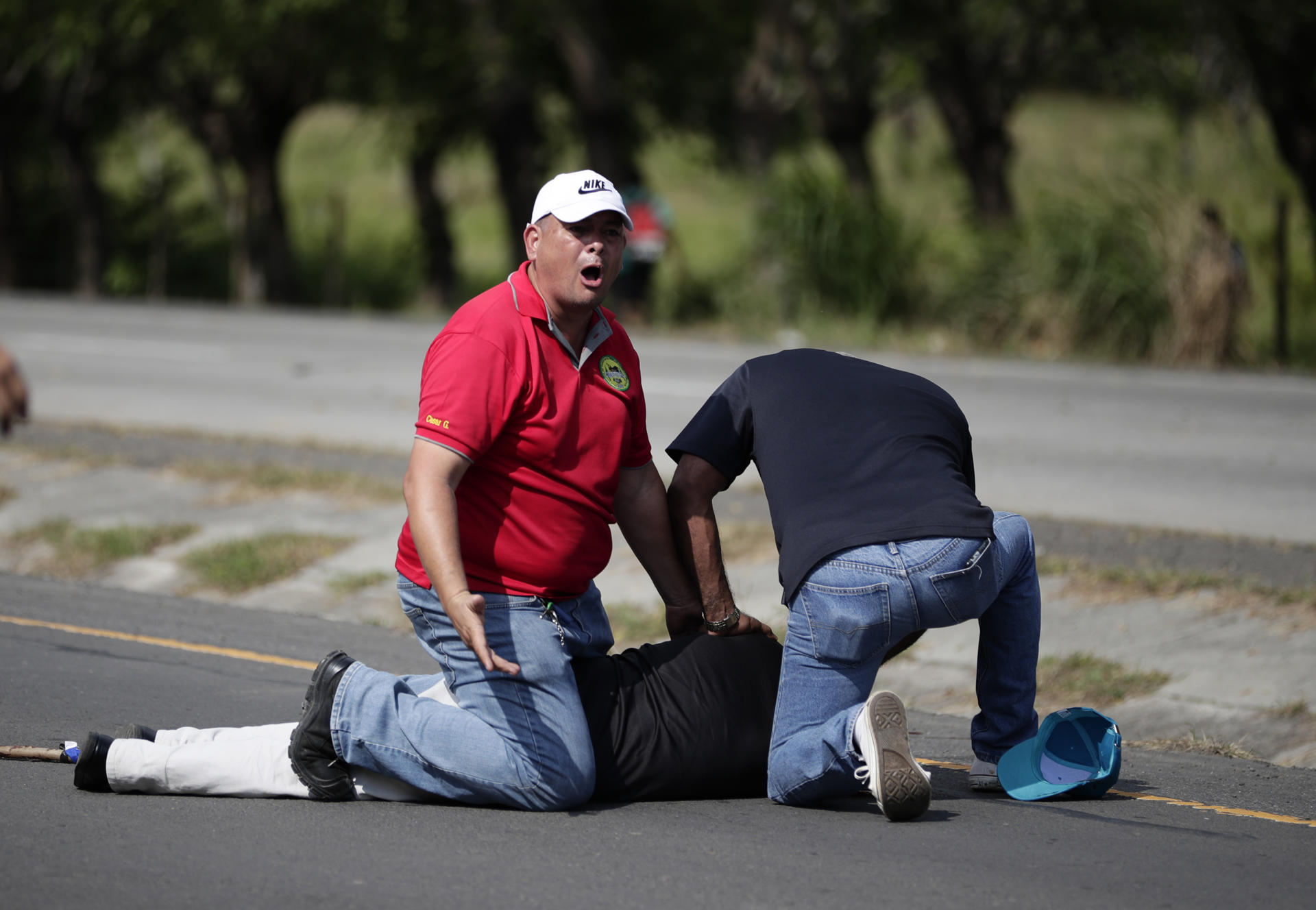 Acribillaron a dos docentes que bloqueaban ruta durante protesta minera en Panamá