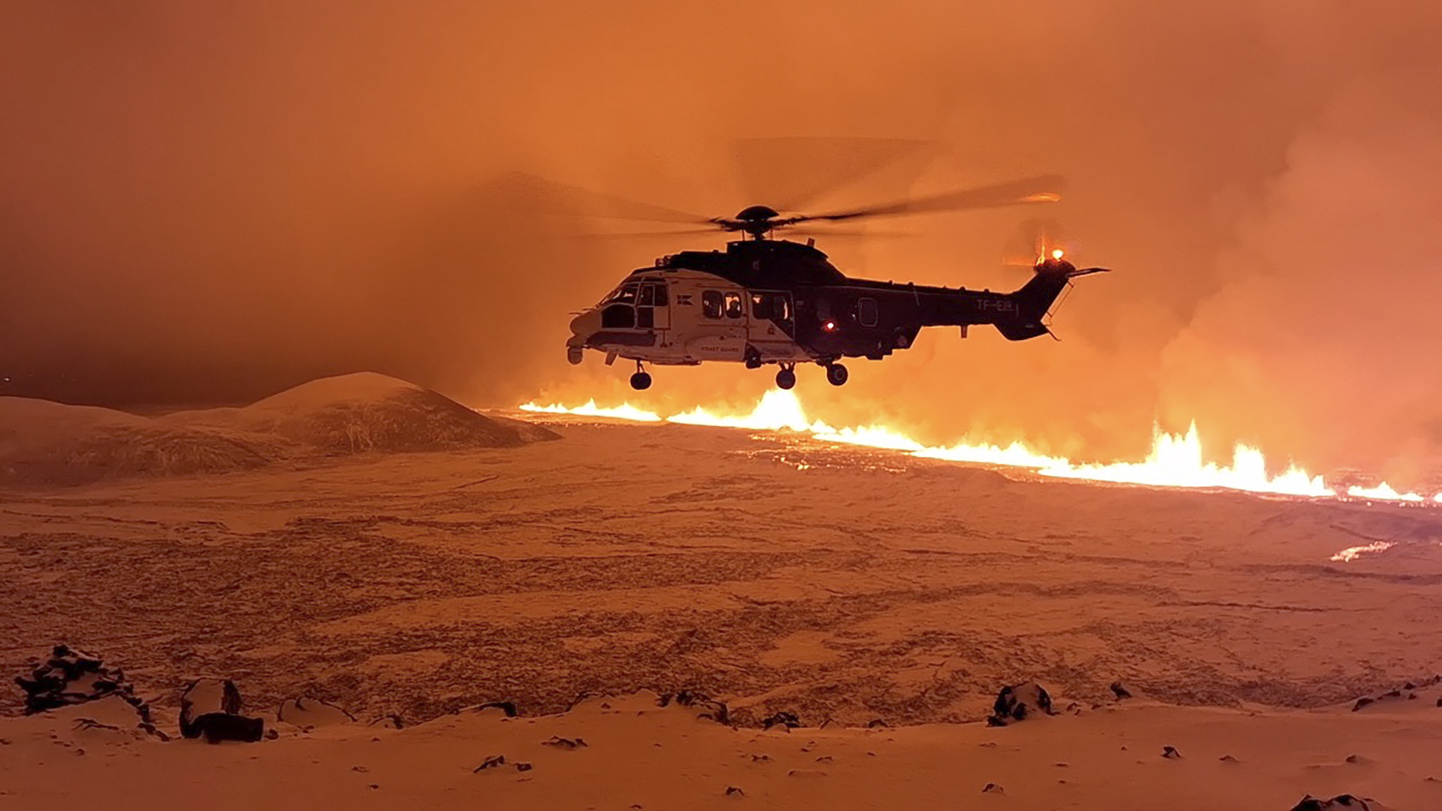 Disminuye la actividad del volcán que entró en erupción en Islandia