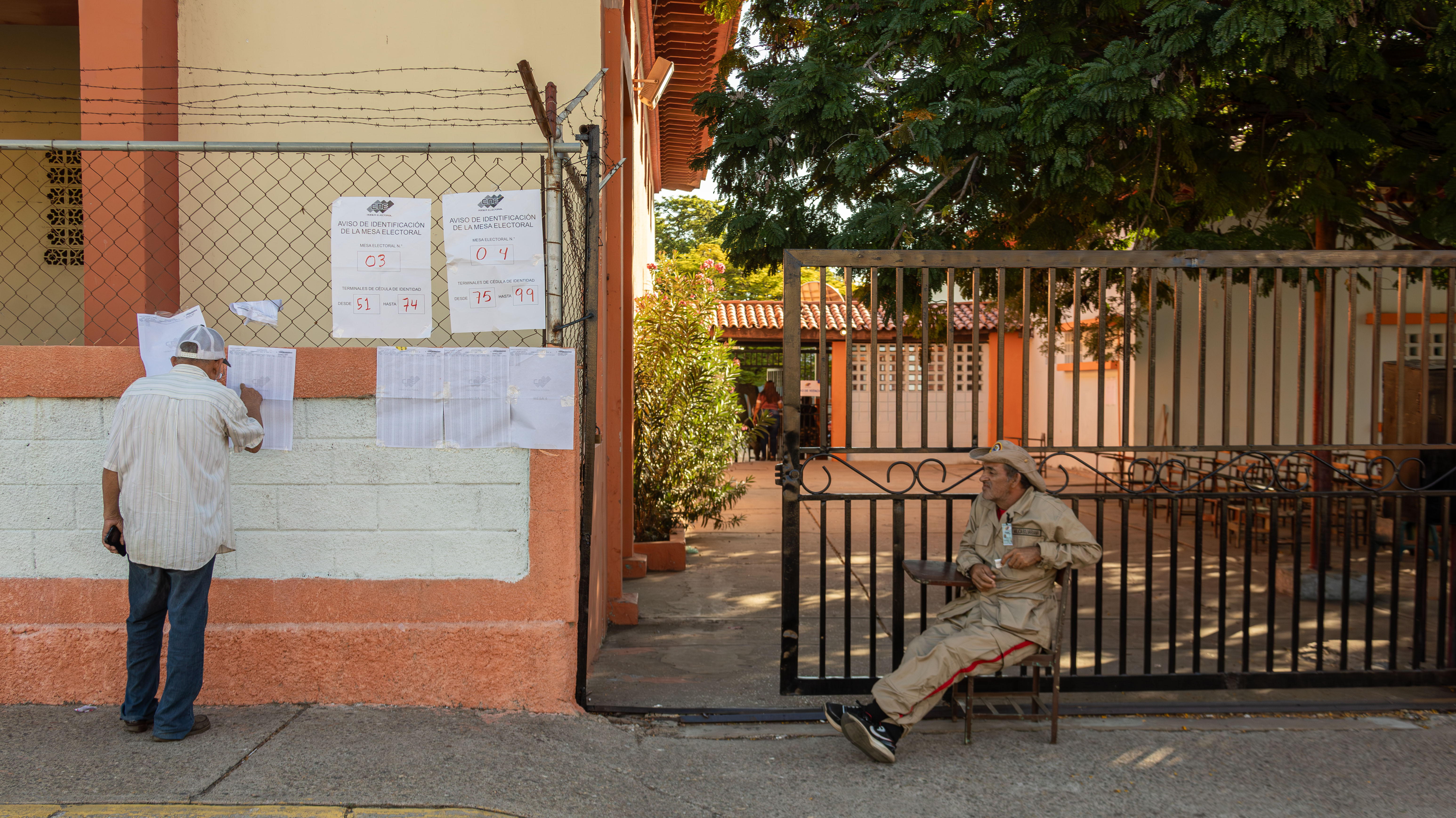 Fracaso absoluto: Ante falta de votos, chavismo extiende el horario del referendo