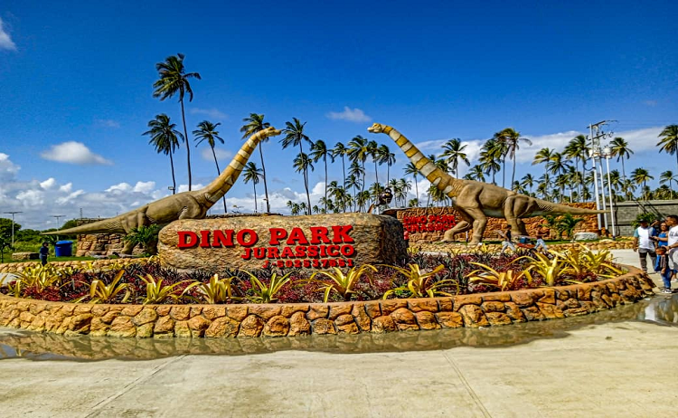 Inauguran el parque de dinosaurios más grande de Venezuela… pero sus entradas cuestan “un ojo de la cara” (FOTO)