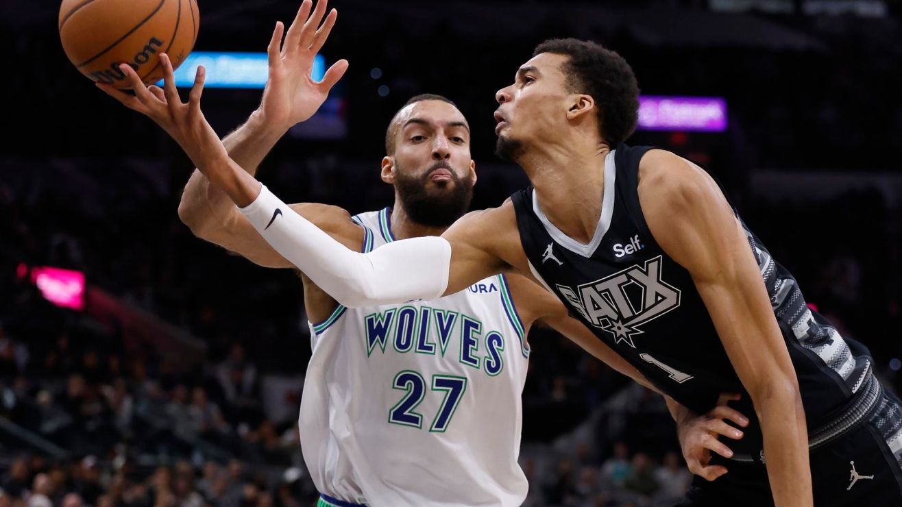 VIDEO: El momento en que un murciélago invadió un partido de la NBA