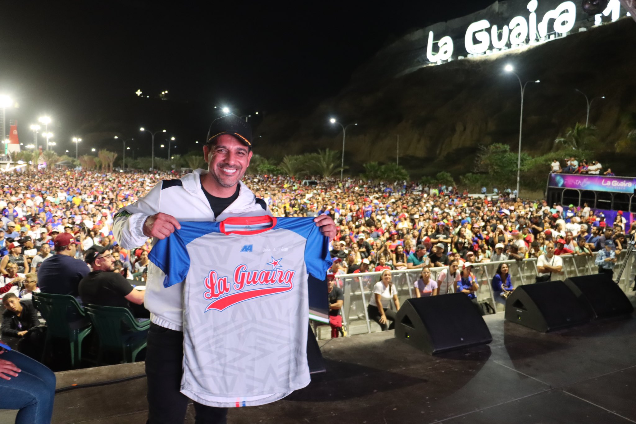 ¡Por todo lo alto! Declaran día no laborable y anuncia caravana en La Guaira este #29Ene (VIDEOS)