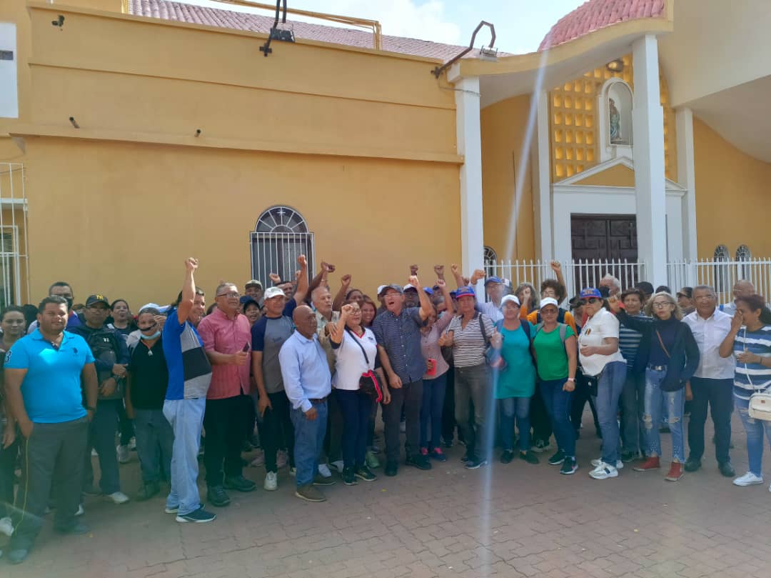 Docentes manifestaron en Falcón: “Hoy decimos no al exterminio de la vida” (VIDEO)